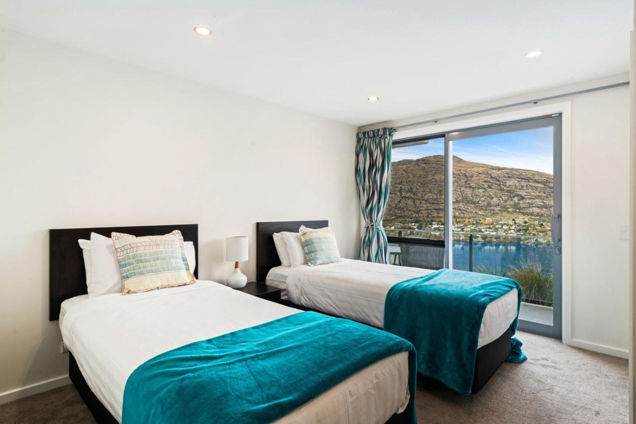 Lakeview Retreat - Queenstown Holiday Home Екстериор снимка